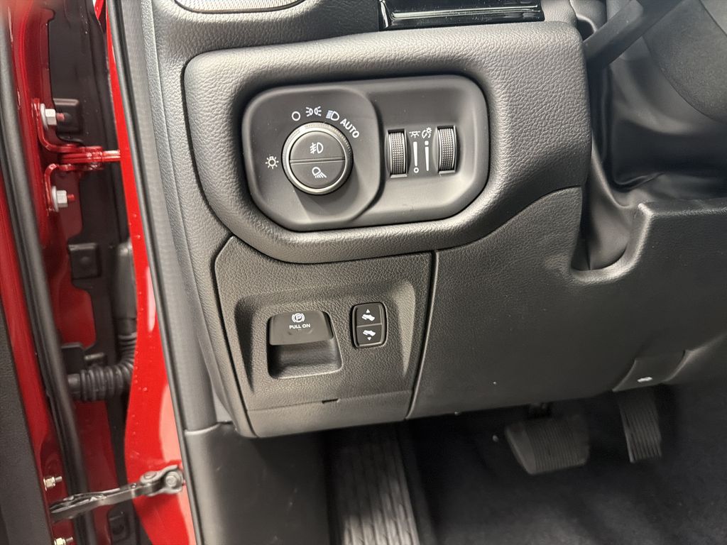 Thumbnail: 2026 RAM 1500 - 30