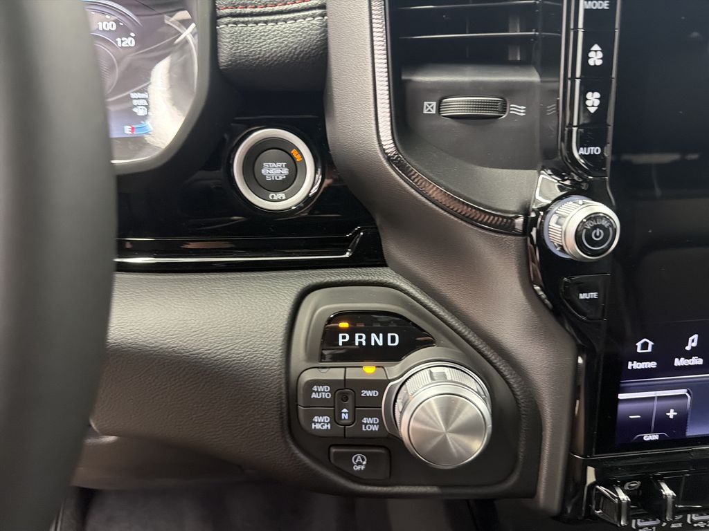 Thumbnail: 2026 RAM 1500 - 33