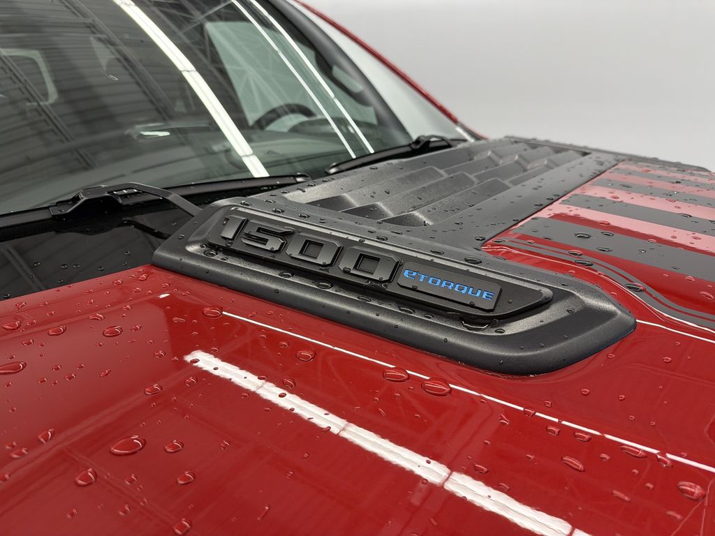 Thumbnail: 2026 RAM 1500 - 5