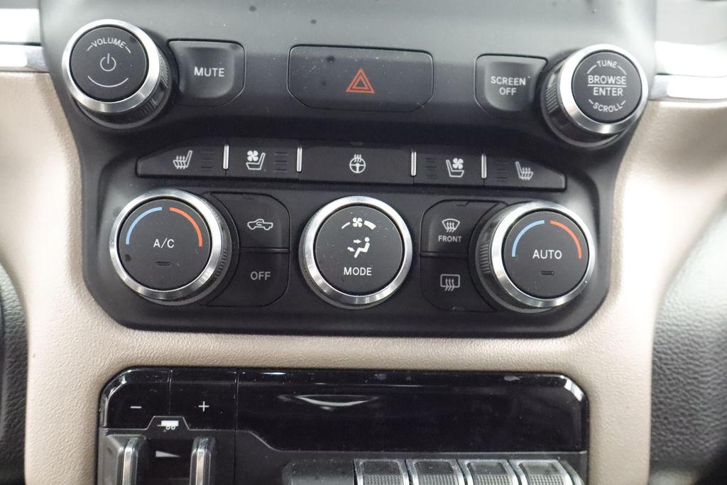 Thumbnail: 2019 RAM 1500 - 30