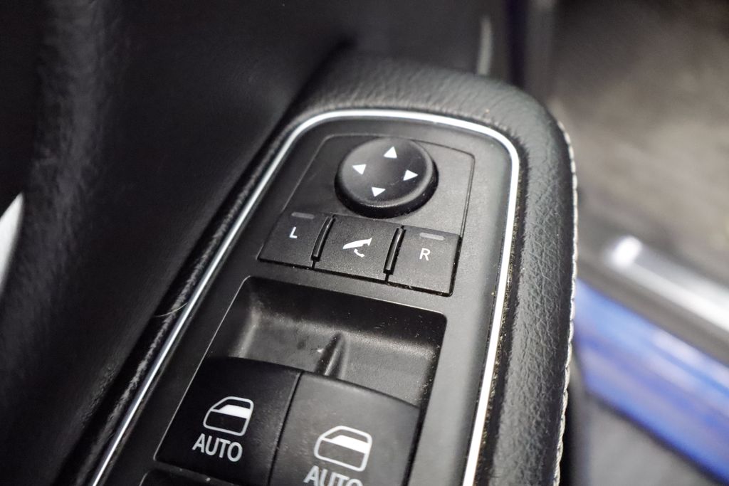 Thumbnail: 2019 RAM 1500 - 21