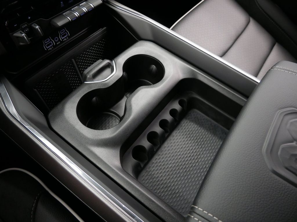 Thumbnail: 2026 RAM 1500 - 25
