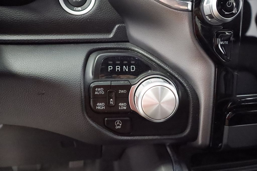 Thumbnail: 2024 RAM 1500 - 27