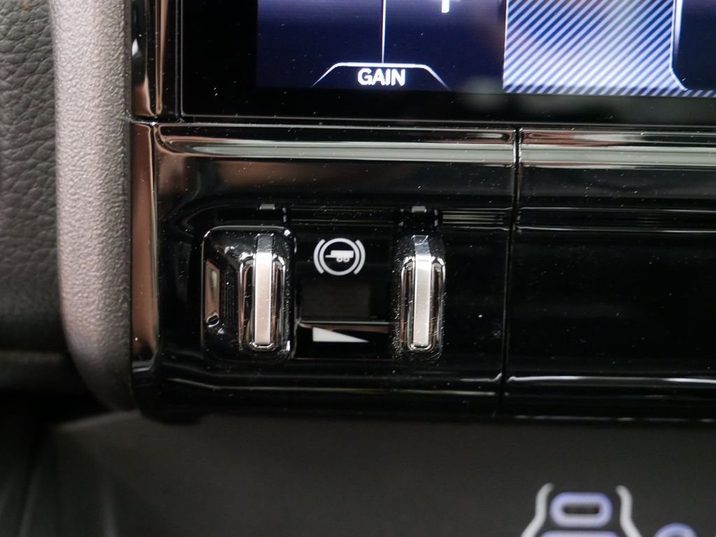 Thumbnail: 2026 RAM 1500 - 23
