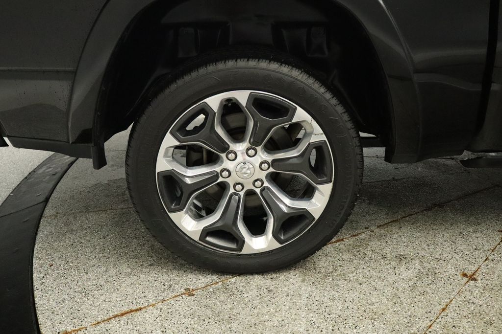Thumbnail: 2019 RAM 1500 - 26