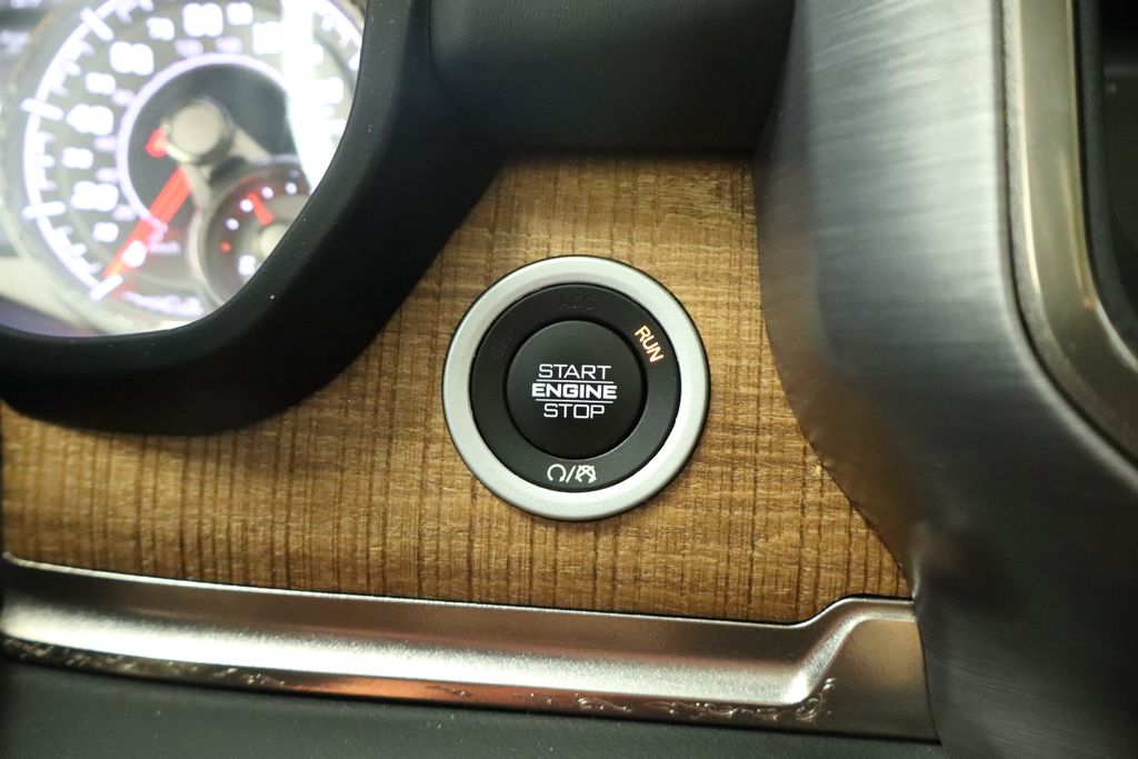 Thumbnail: 2019 RAM 1500 - 50