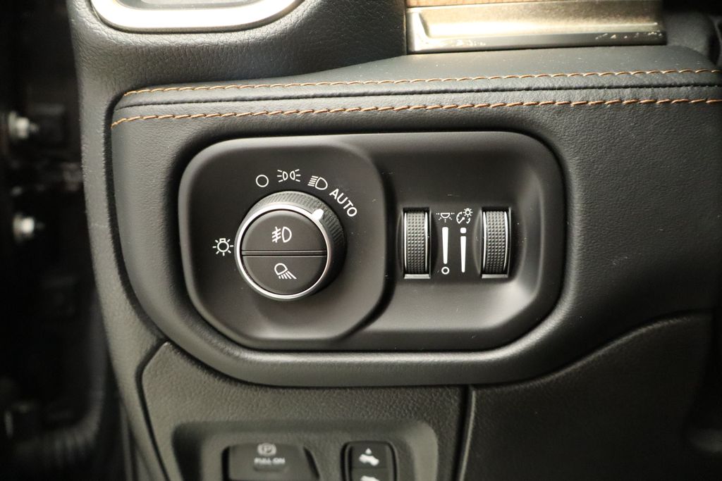 Thumbnail: 2019 RAM 1500 - 41