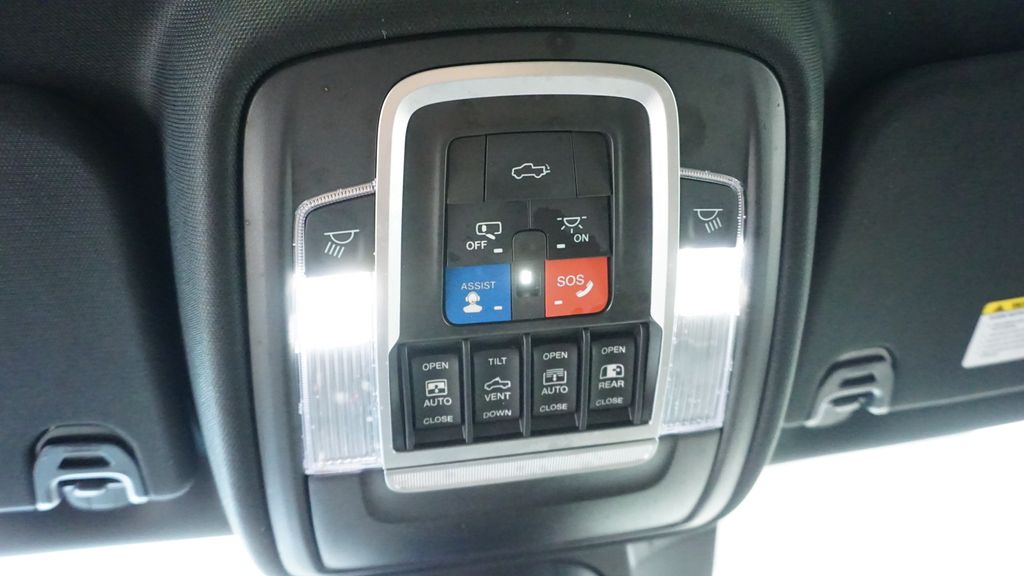 Thumbnail: 2021 RAM 1500 - 39