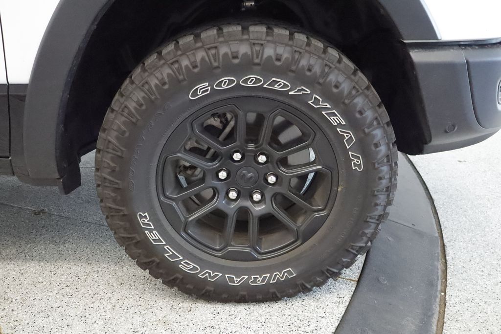Thumbnail: 2025 RAM 1500 - 8