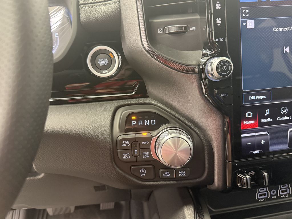Thumbnail: 2026 RAM 1500 - 27