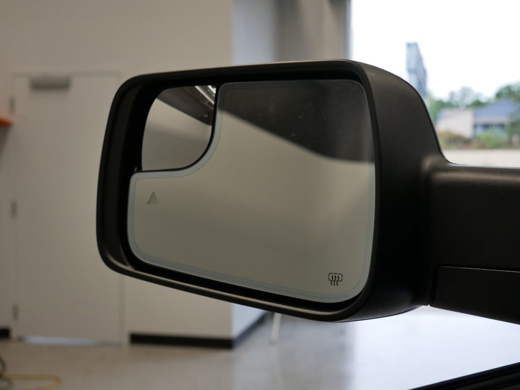 Thumbnail: 2026 RAM 1500 - 13