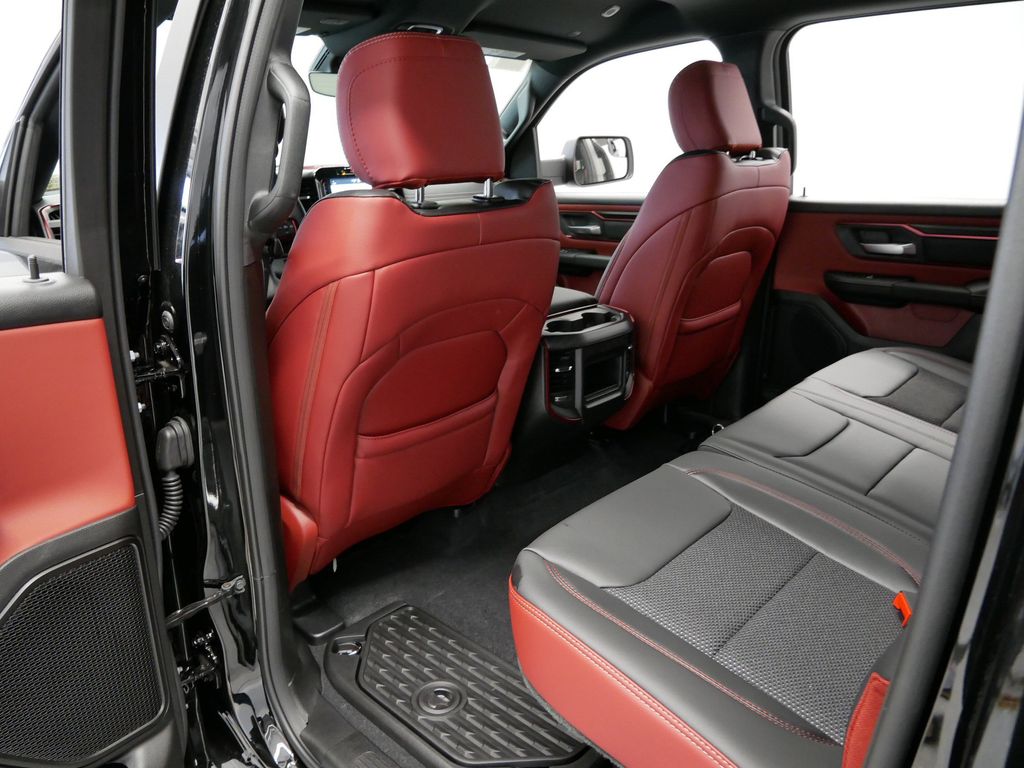 Thumbnail: 2026 RAM 1500 - 10