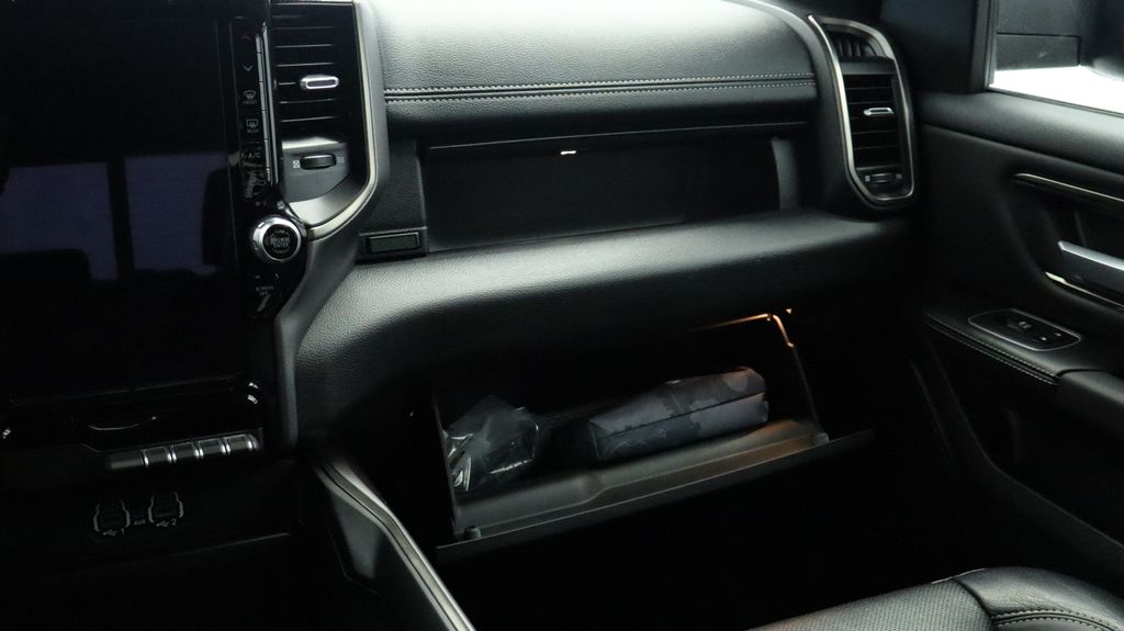 Thumbnail: 2022 RAM 1500 - 29