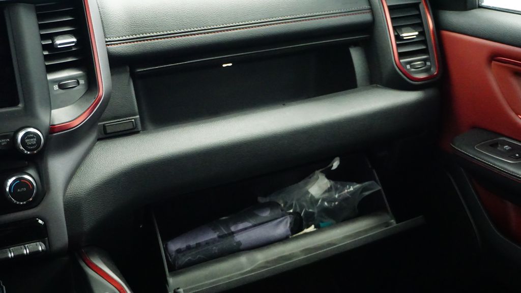 Thumbnail: 2022 RAM 1500 - 26