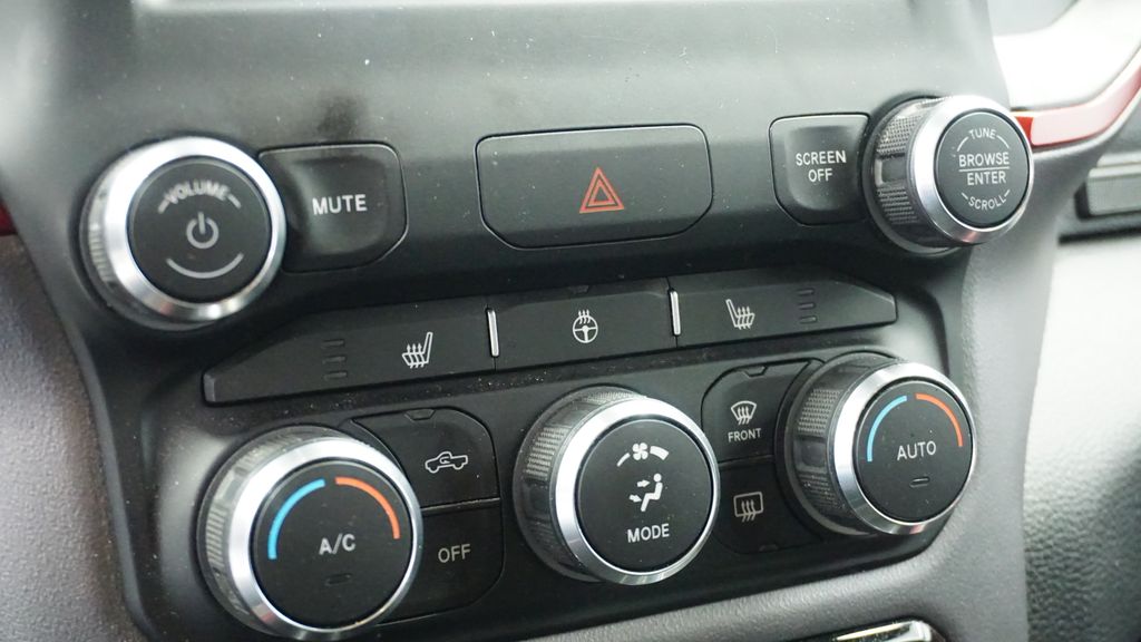 Thumbnail: 2022 RAM 1500 - 32