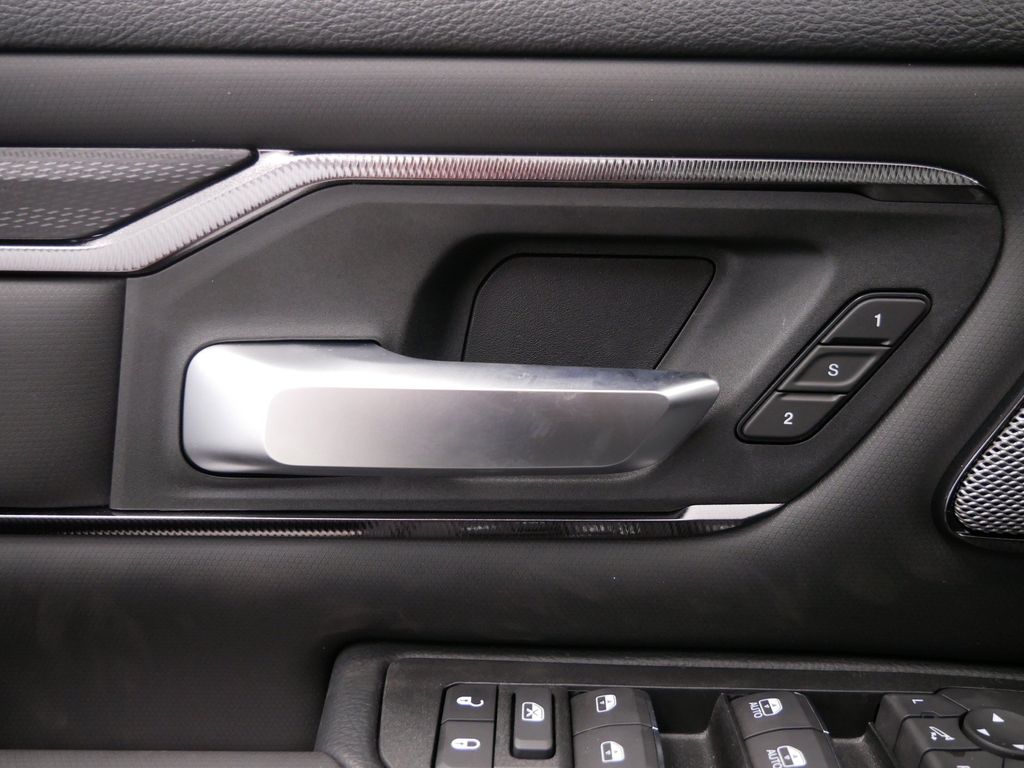 Thumbnail: 2026 RAM 1500 - 20