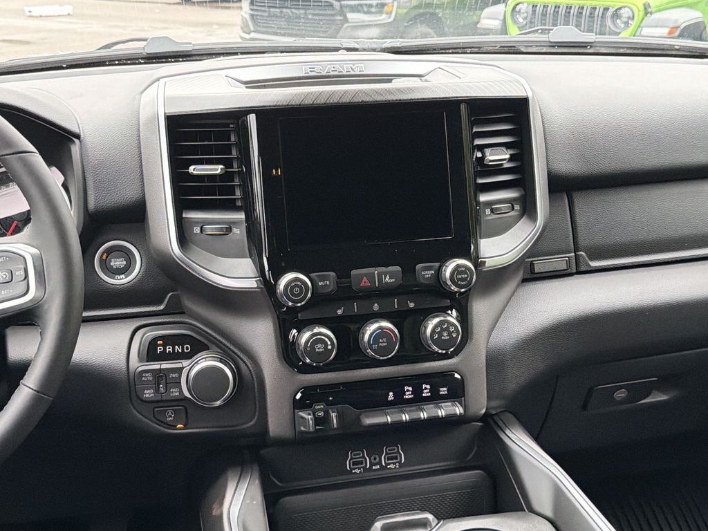Thumbnail: 2026 RAM 1500 - 10