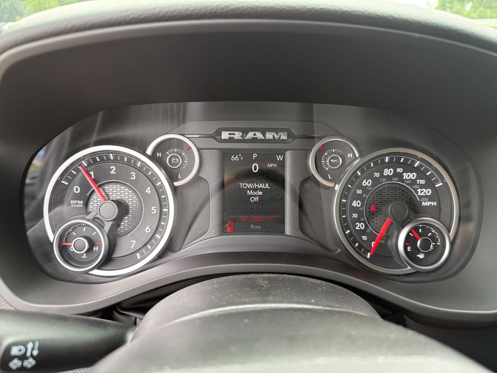 Thumbnail: 2026 RAM 1500 - 11
