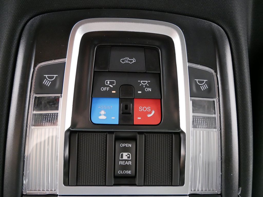 Thumbnail: 2026 RAM 1500 - 26
