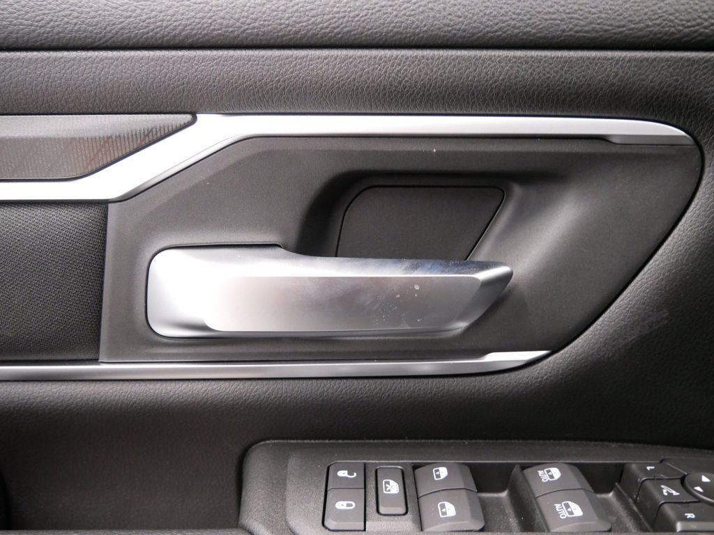 Thumbnail: 2026 RAM 1500 - 20
