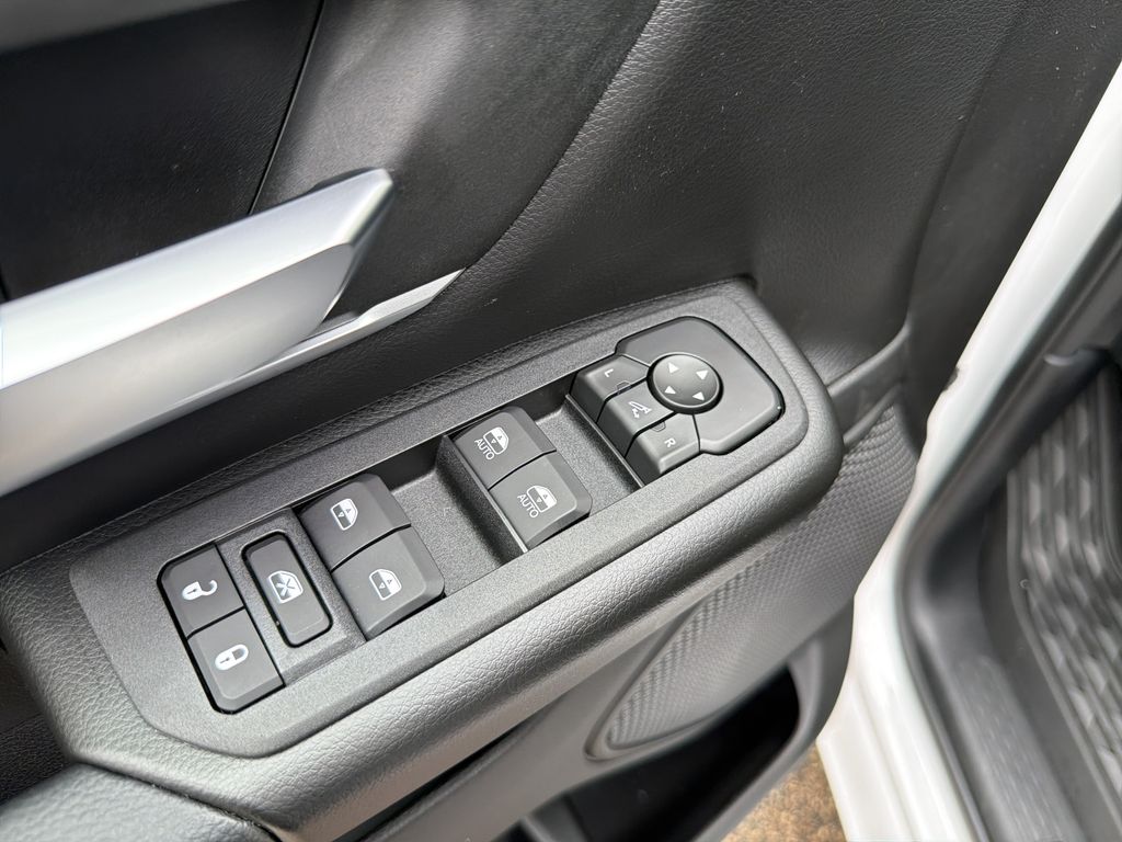 Thumbnail: 2026 RAM 1500 - 21