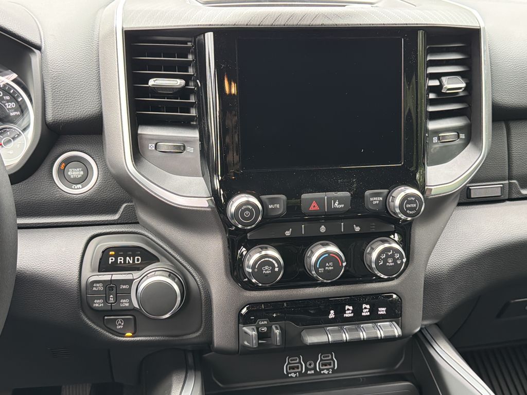 Thumbnail: 2026 RAM 1500 - 13