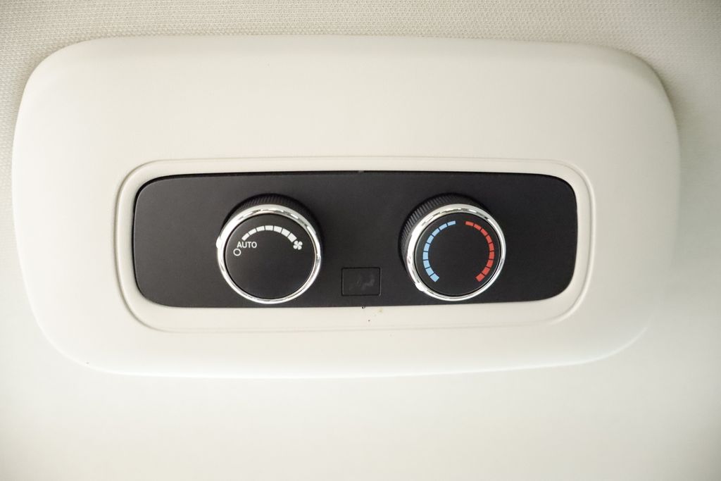 Thumbnail: 2011 Dodge Durango - 25