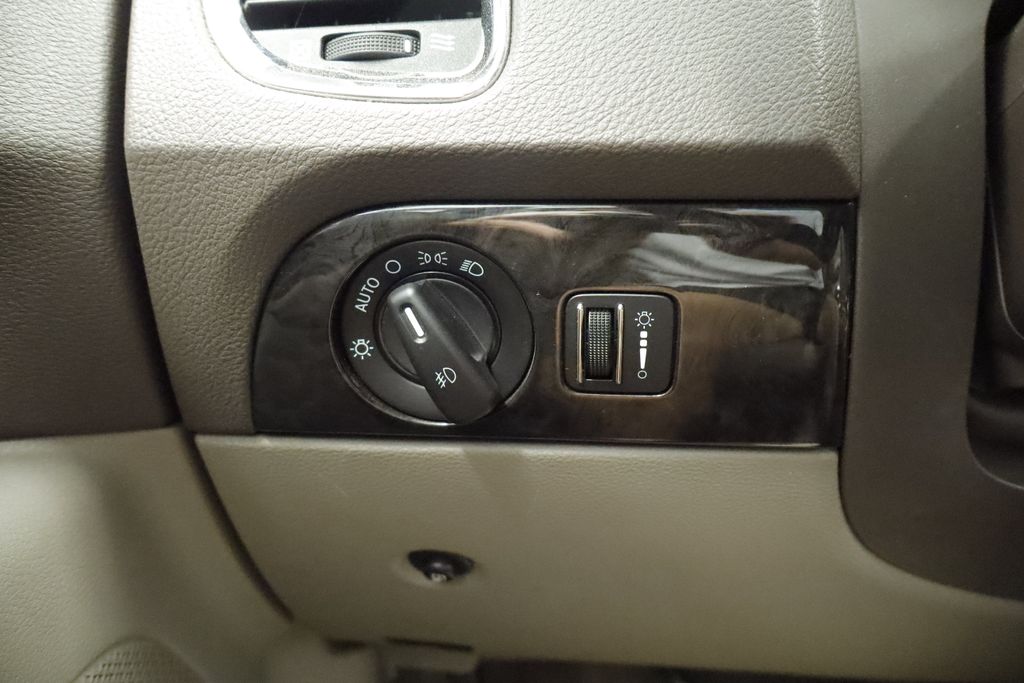 Thumbnail: 2011 Dodge Durango - 26