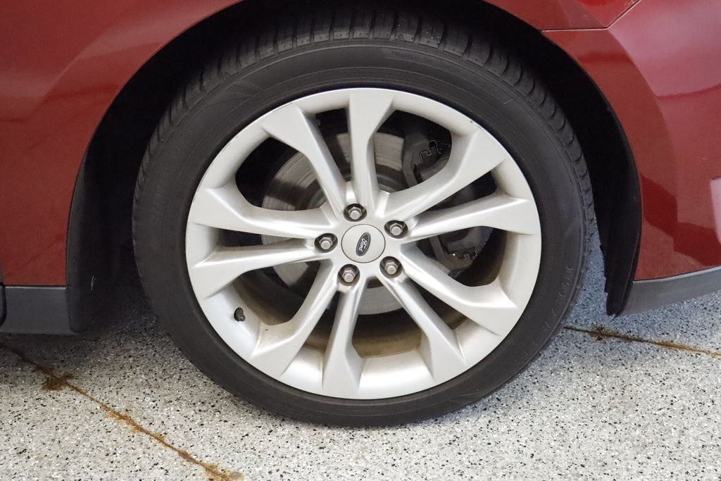 Thumbnail: 2013 Ford Taurus - 6