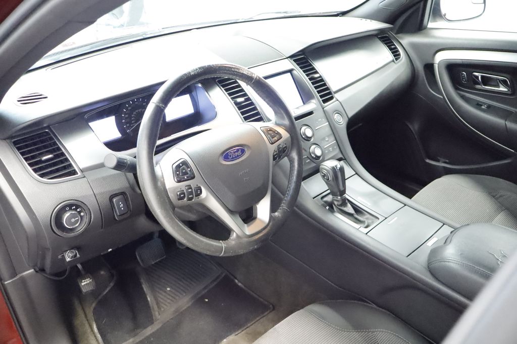 Thumbnail: 2013 Ford Taurus - 11