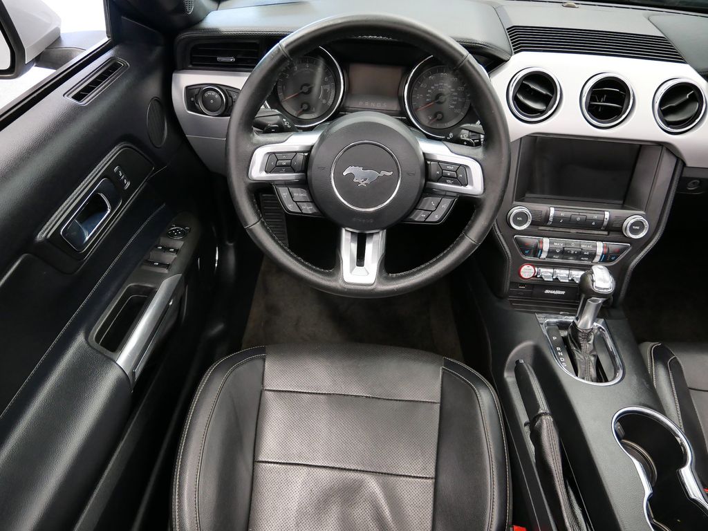 Thumbnail: 2017 Ford Mustang - 8