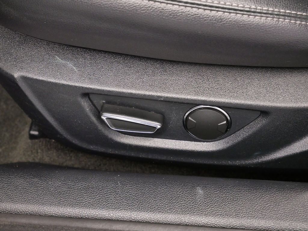 Thumbnail: 2017 Ford Mustang - 20