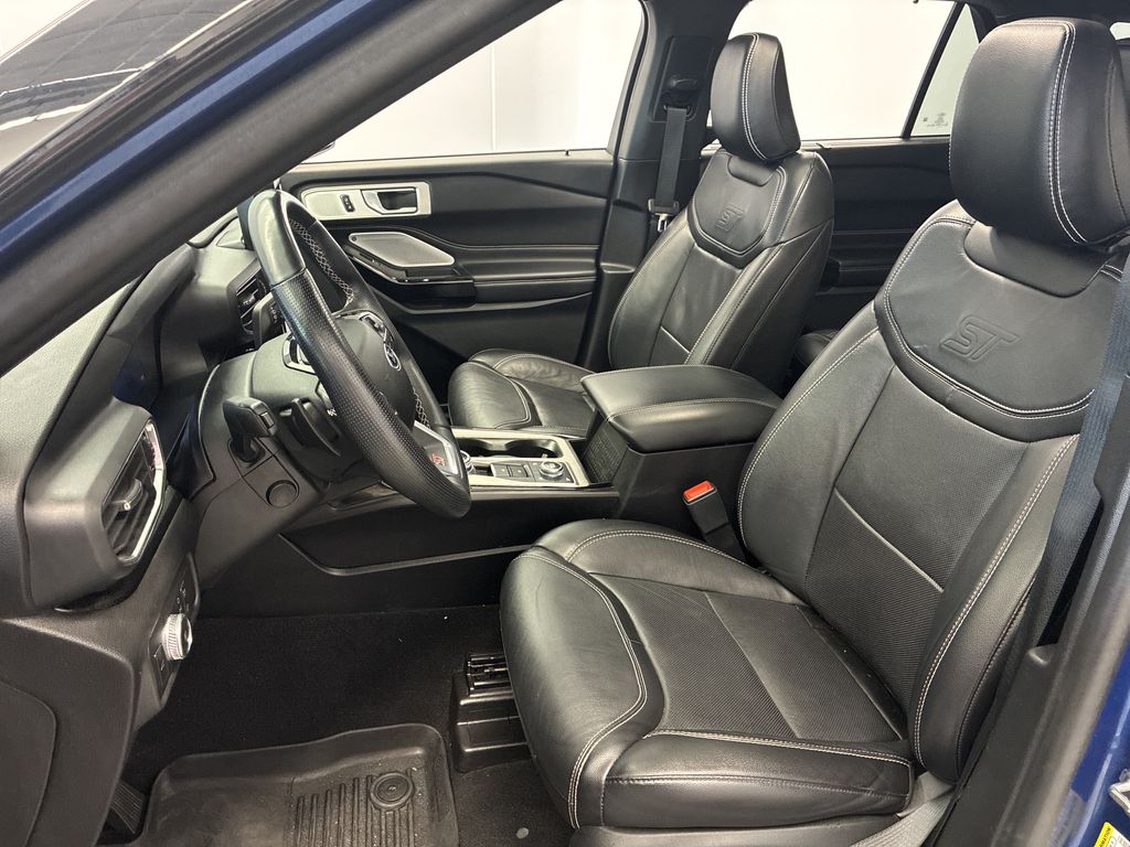 Thumbnail: 2021 Ford Explorer - 10