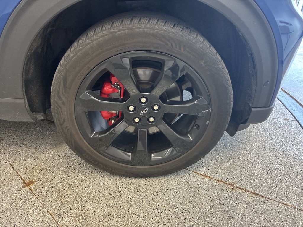 Thumbnail: 2021 Ford Explorer - 8