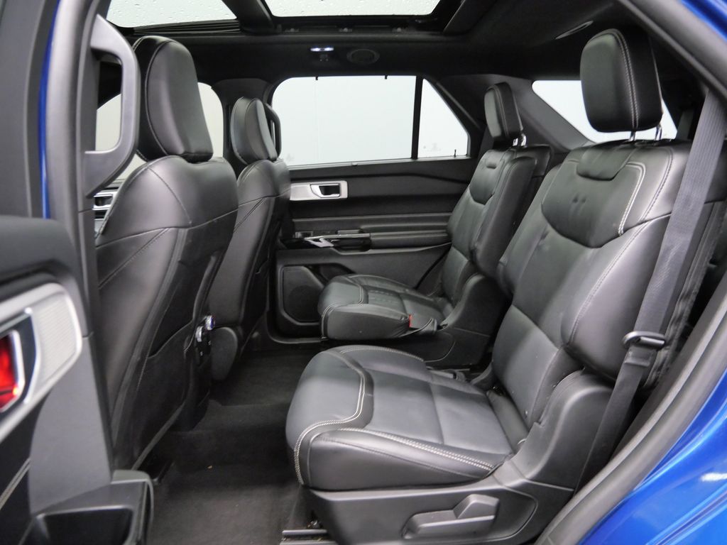 Thumbnail: 2021 Ford Explorer - 10