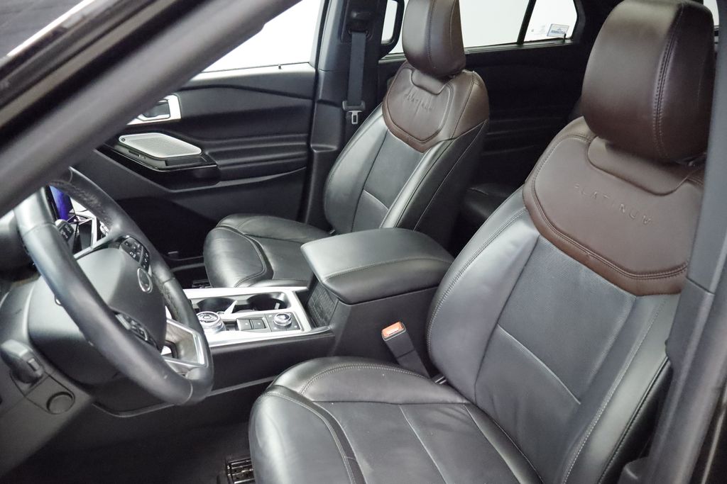 Thumbnail: 2022 Ford Explorer - 9