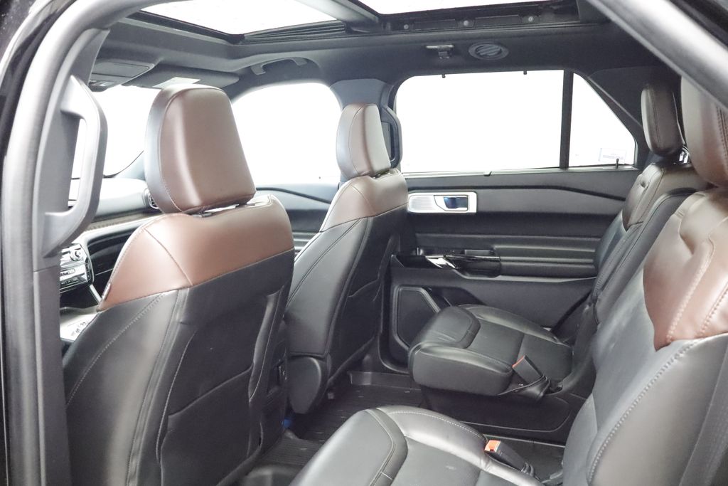 Thumbnail: 2022 Ford Explorer - 23