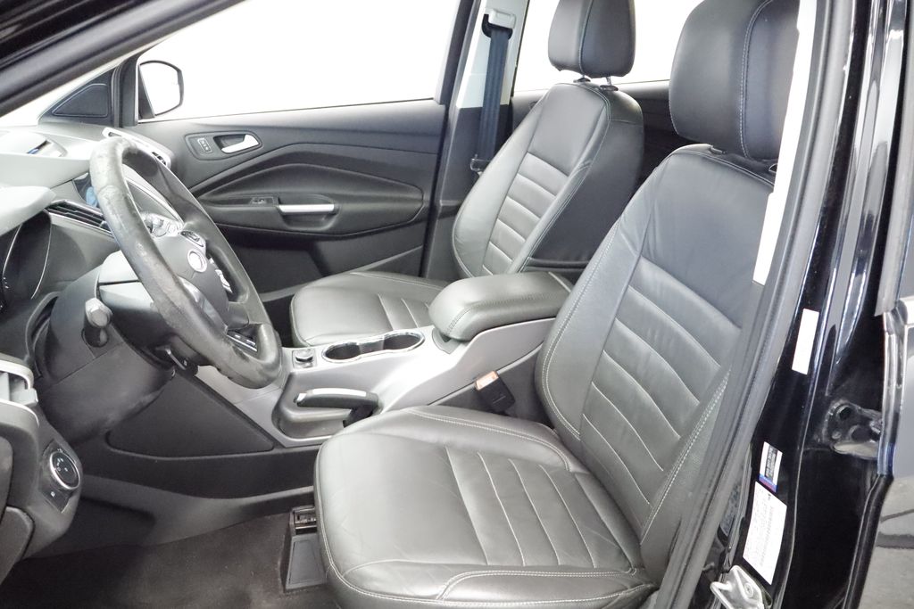 Thumbnail: 2016 Ford Escape - 9