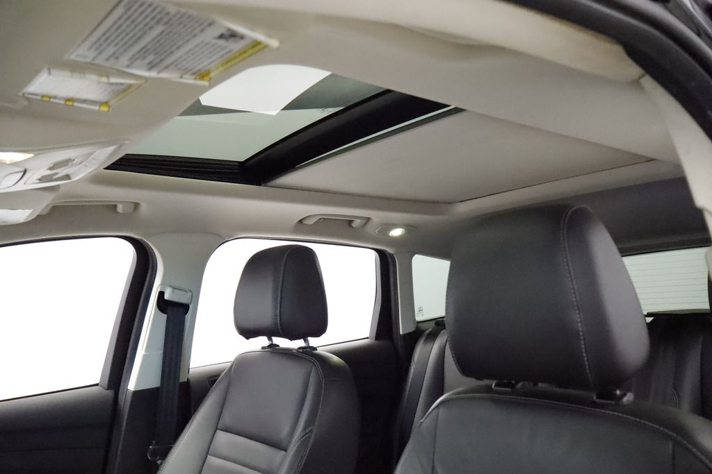 Thumbnail: 2016 Ford Escape - 25