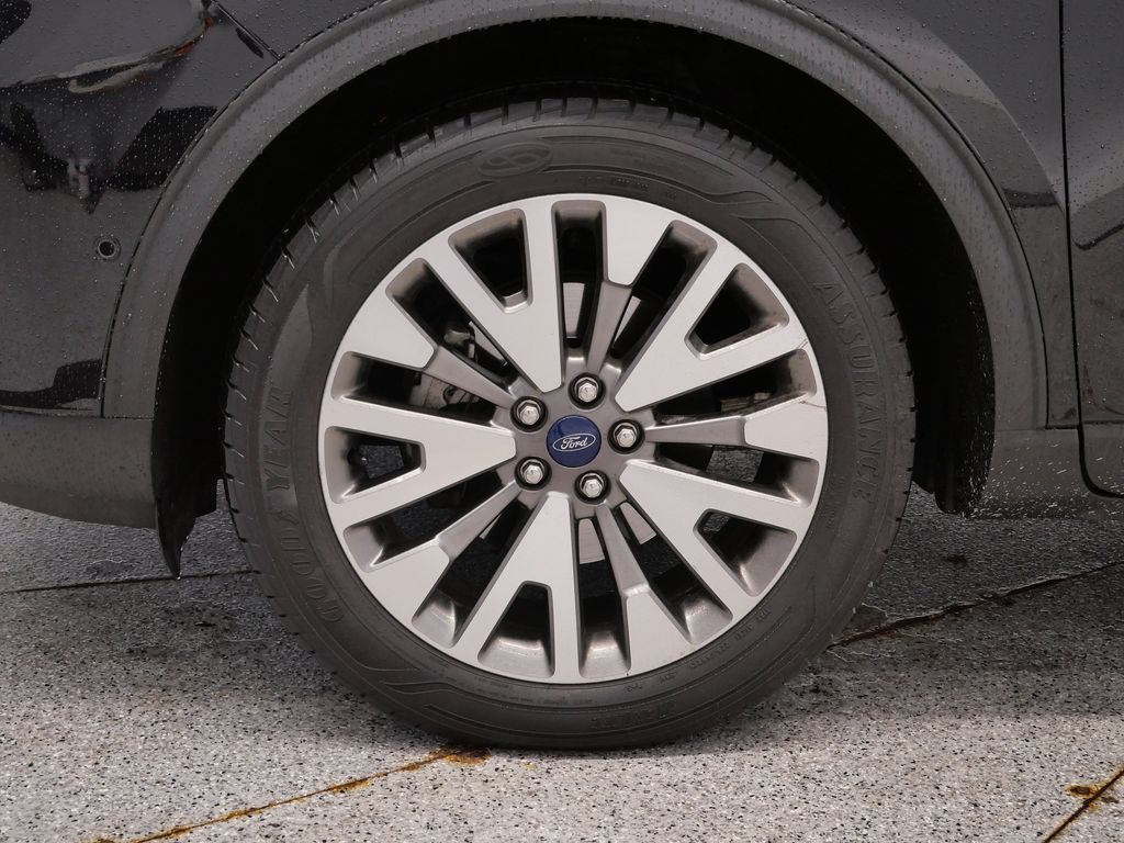 Thumbnail: 2020 Ford Escape - 6