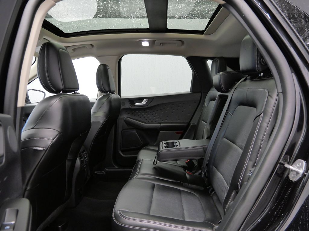 Thumbnail: 2020 Ford Escape - 9