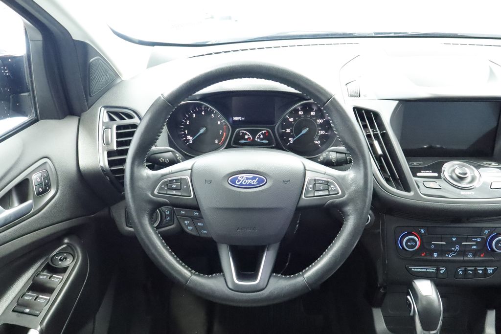 Thumbnail: 2019 Ford Escape - 8