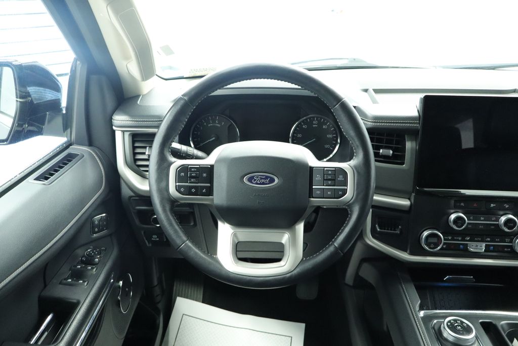 Thumbnail: 2024 Ford Expedition - 9