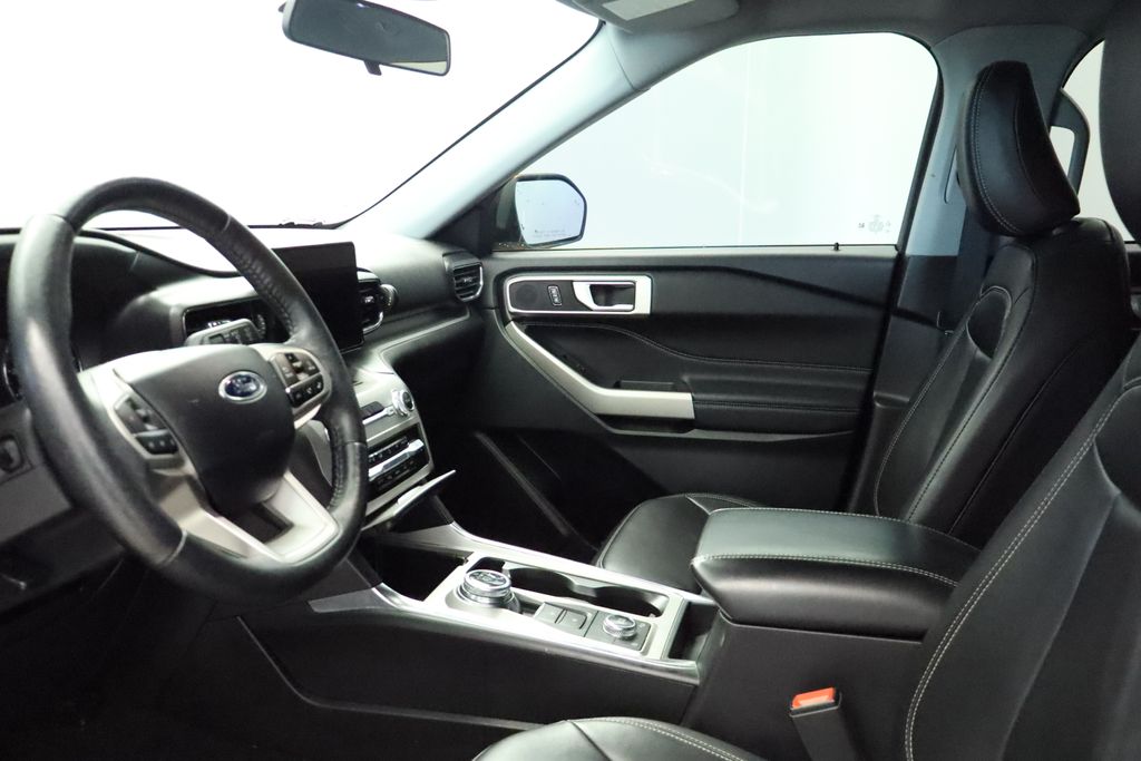 Thumbnail: 2023 Ford Explorer - 11
