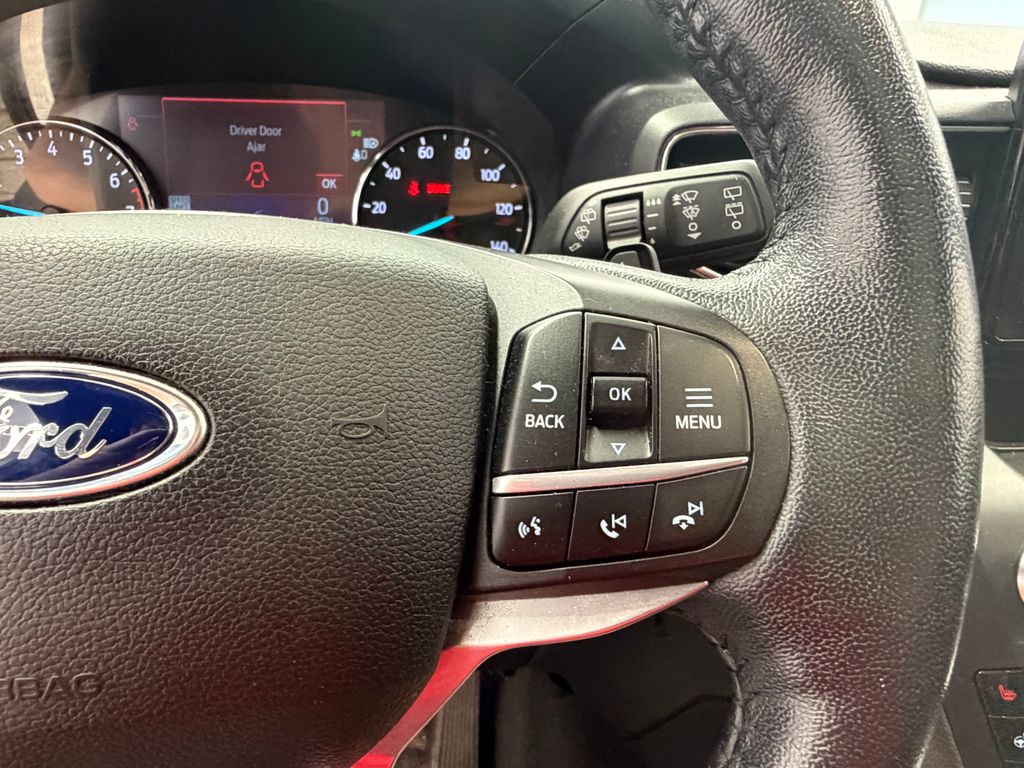 Thumbnail: 2020 Ford Explorer - 33