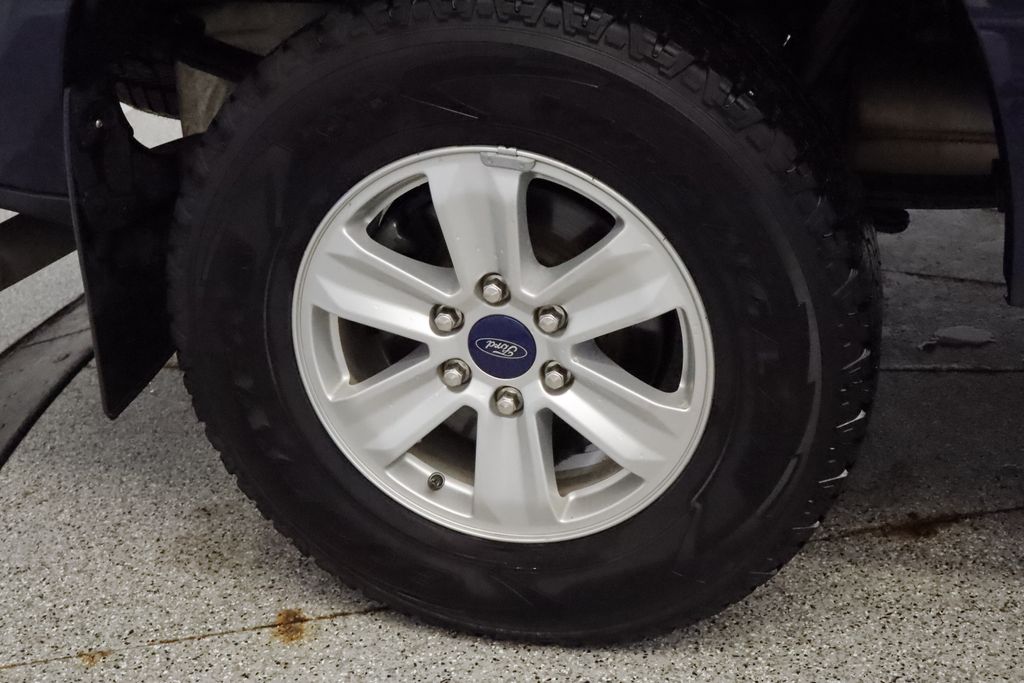 Thumbnail: 2019 Ford F-150 - 19