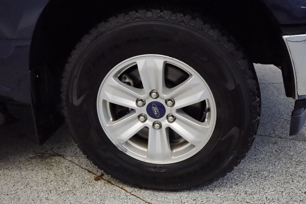 Thumbnail: 2019 Ford F-150 - 6
