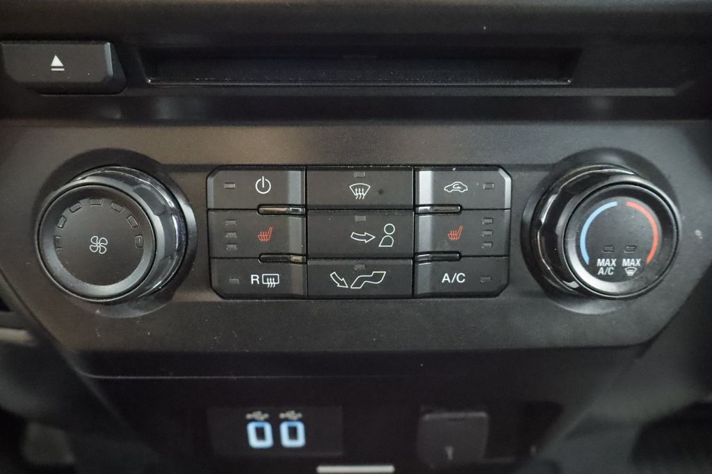 Thumbnail: 2018 Ford F-150 - 25
