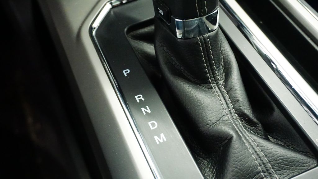 Thumbnail: 2017 Ford F-150 - 14