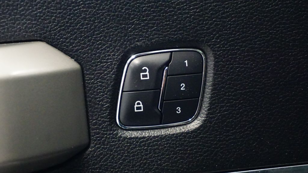 Thumbnail: 2017 Ford F-150 - 28